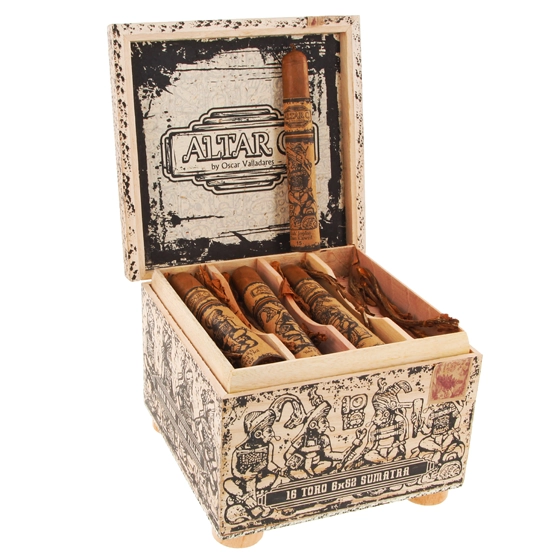 Oscar Valladares Altar Q Toro Cigar - Box of 16